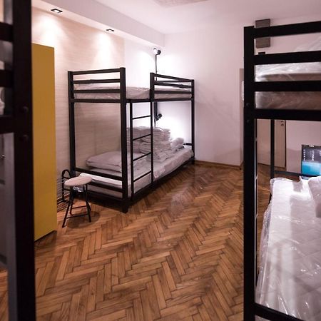 Hostel Evropa Никшич Экстерьер фото