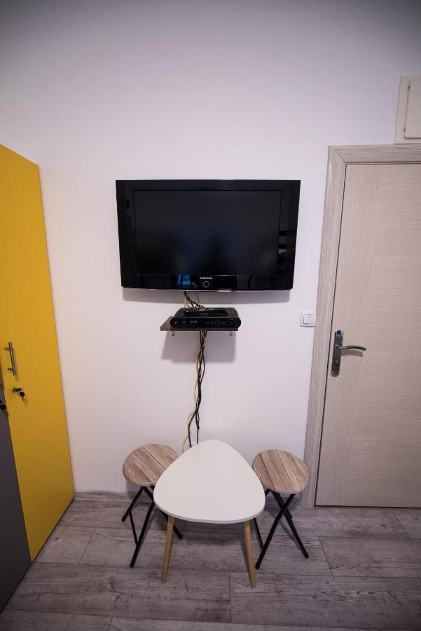 Hostel Evropa Никшич Экстерьер фото